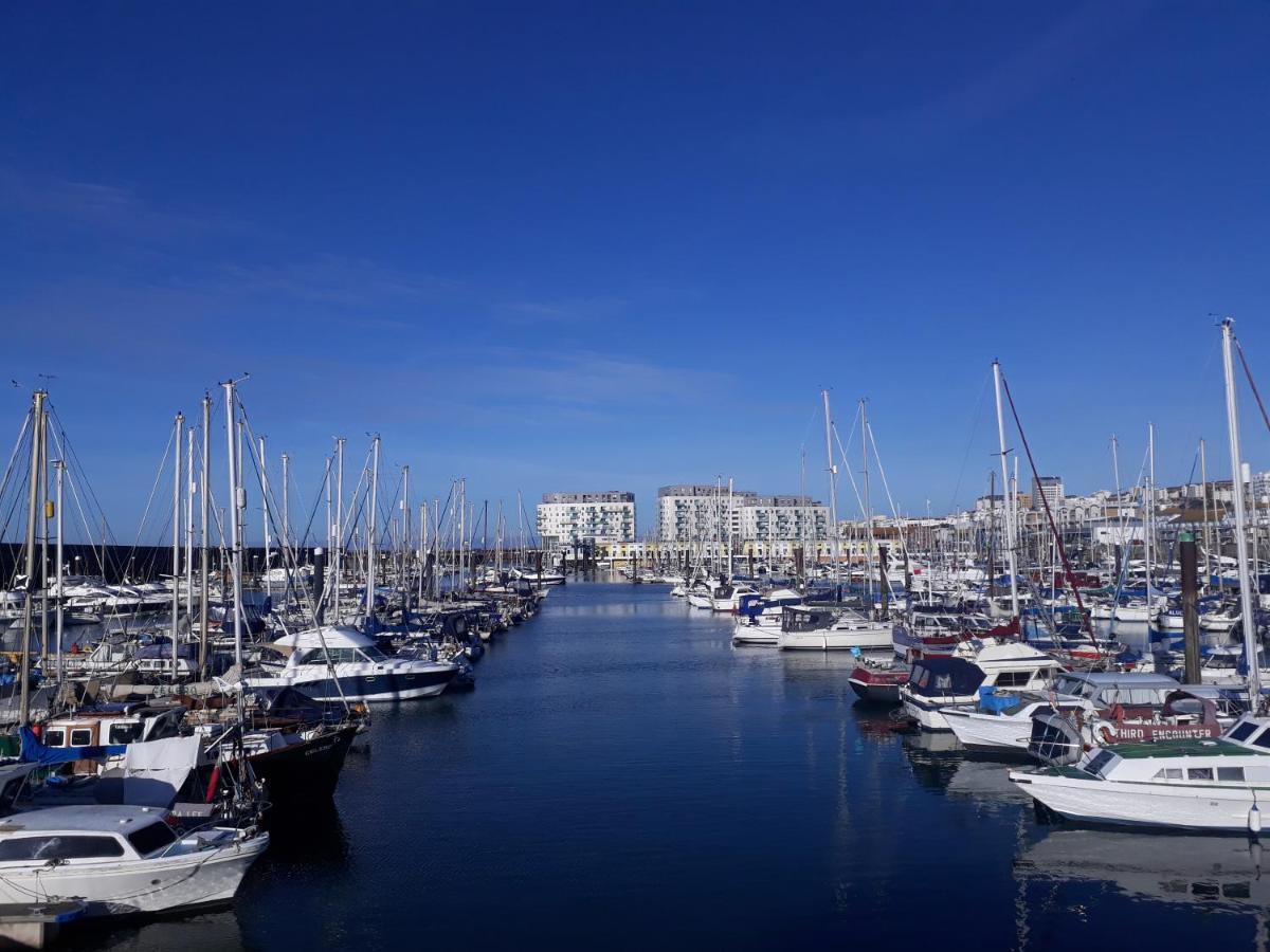 Unique, Loft-Style Apartment With Fantastic Brighton Marina Views Extérieur photo