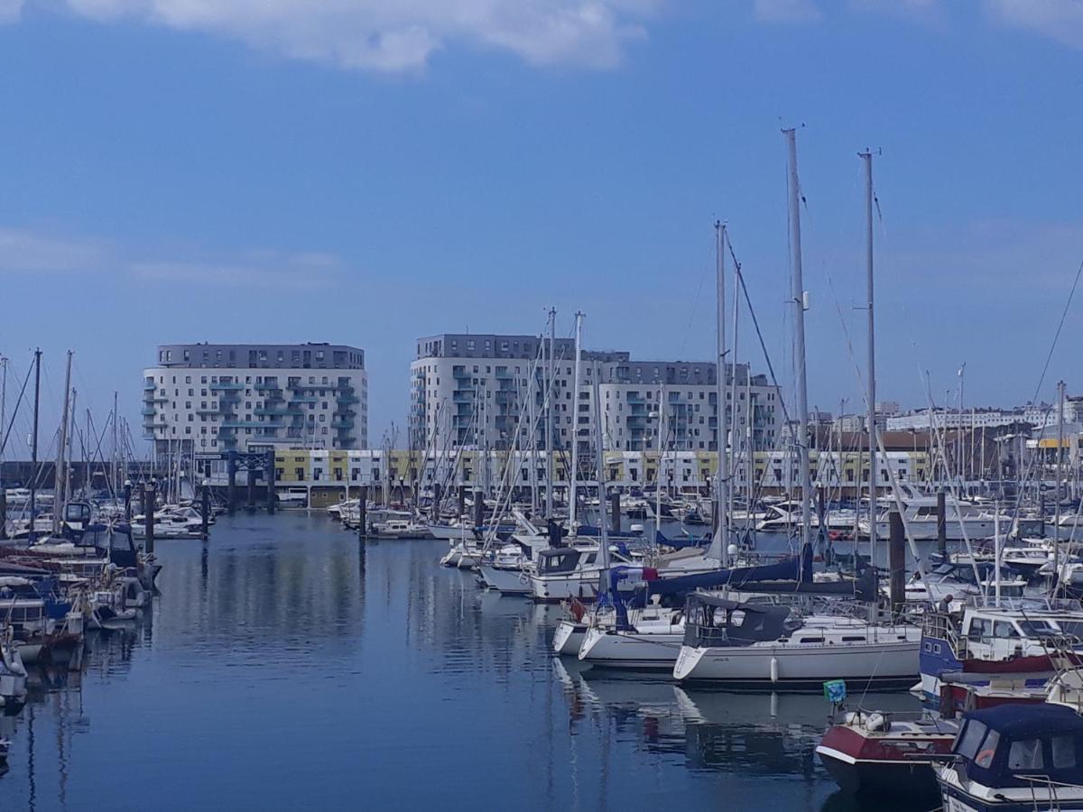 Unique, Loft-Style Apartment With Fantastic Brighton Marina Views Extérieur photo